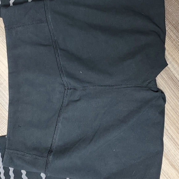 Nike leggings tighs capri burnout striped gray black womens mid rise size small - Picture 9 of 9